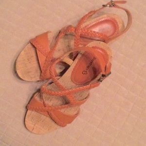 LN Baretraps sandals